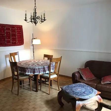 Holiday home La Maison Entre Les Arenes Et La Gare