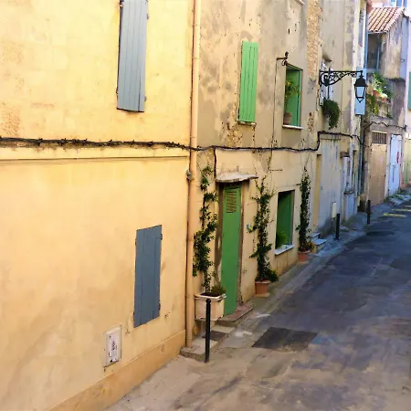 Holiday home La Maison Entre Les Arenes Et La Gare Arles